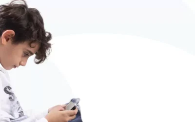 Text Neck: How Smartphones Affect Our Children’s posture